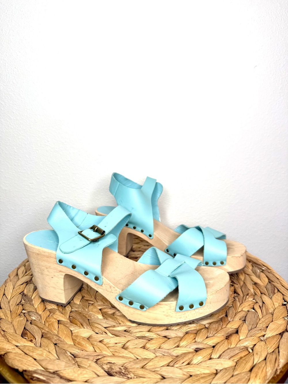 Loft Leather Platform Clog Sandals Buckle Strap Light Blue Criss cross strap